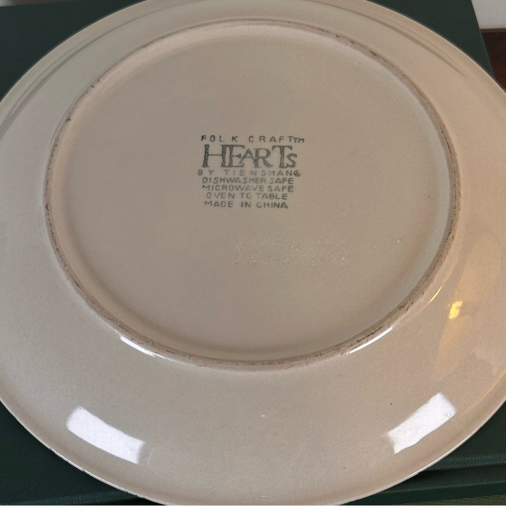 Vintage Folk Craft Heart Patterned Plate Green Ceramic Stoneware Tienshan - Picture 4 of 5